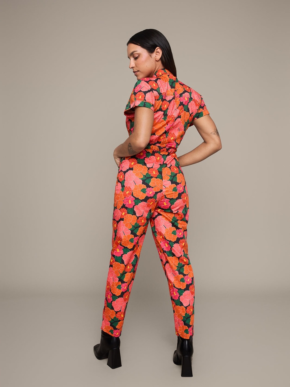 Women's Short-Sleeve Floral Jumpsuit in Orange & Pink - Picture 3 of 6